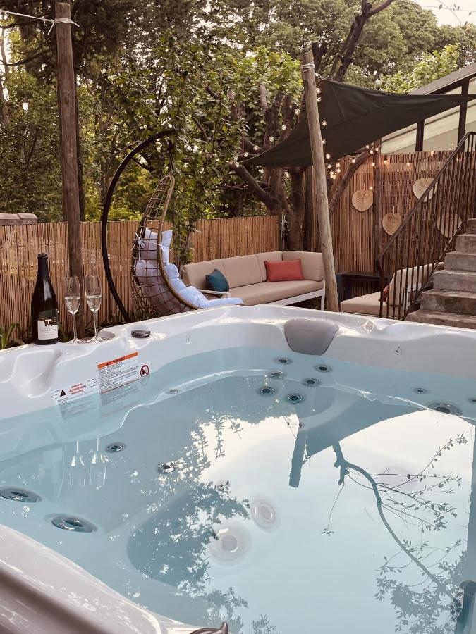 Maison Dans Les Arbres, Spa, Tennis, Parking Нім Екстер'єр фото